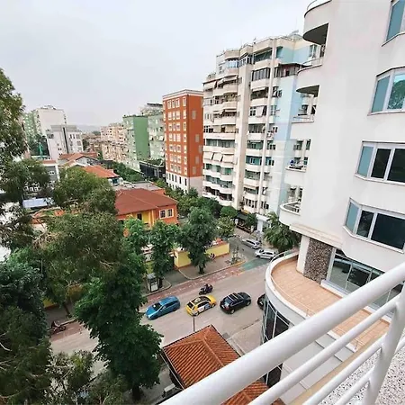 Bright & Spacious Blloku Flat Διαμέρισμα *